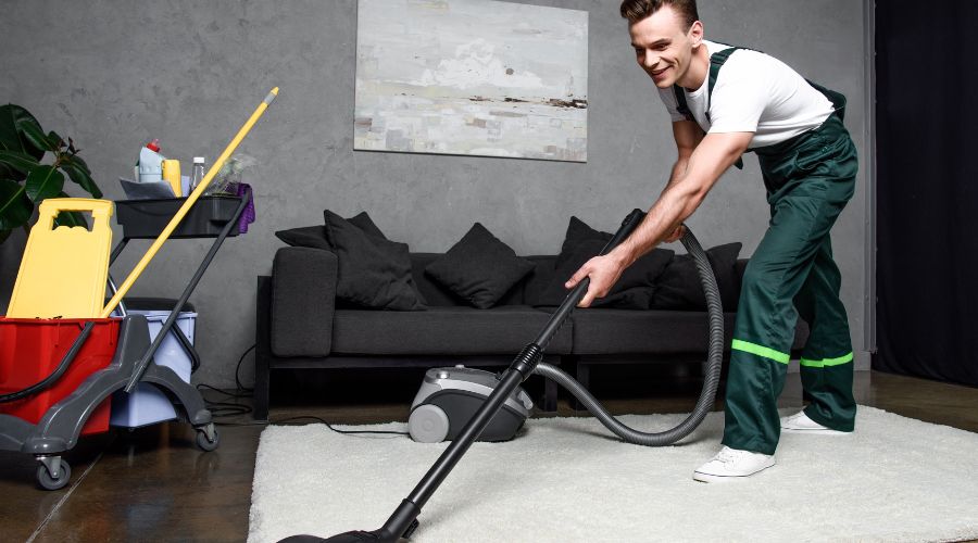 Professional Carpet Cleaner Charge