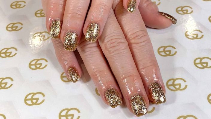 Gold Class Nails